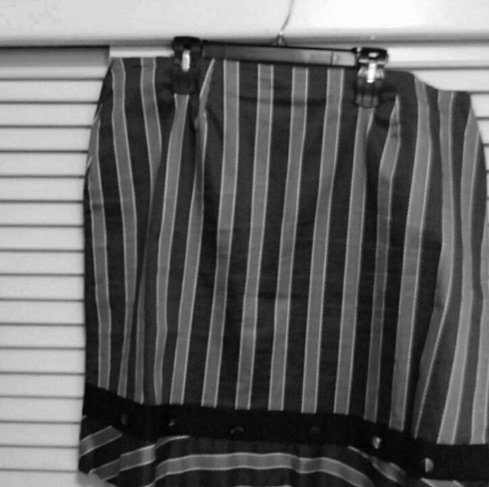 Black and white mini Skirt